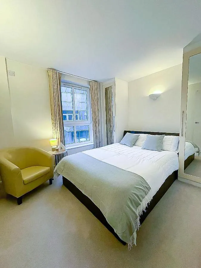 Luxury 2 Bedroom Apartment In Central London At Affordable Rates